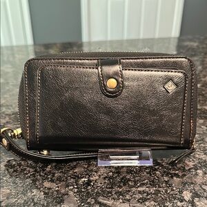 POLA Wristlet Wallet Clutch Phone Holder Luxury Style Outstanding Quality NWOT